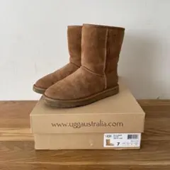 アグ UGG クラシック ショート 5825