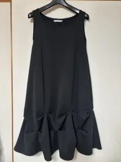Capricious Mie ブラック ノースリーブ ワンピース