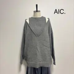 AIC. グレー オフショルダー ニットセーター