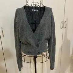 ショート丈カーディガン