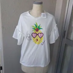 ☆レディース Tシャツ☆（Vネック）パイナップルデザイン《新品未使用》