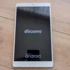 NTT docomo Androidタブレット ひび割れあり