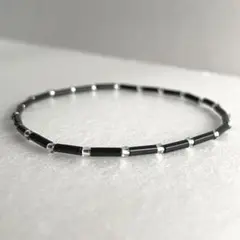 ガラスビーズブレスレット　ブラック　クリアシルバー　T