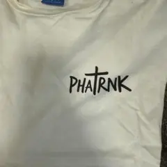 PHATRNKのTシャツ