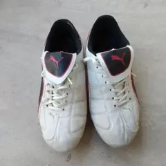 PUMA サッカースパイク