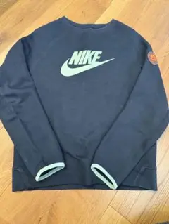 NIKE ネイビー トレーナー