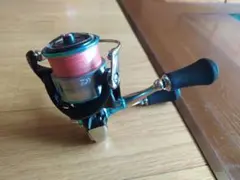 Emeraldas 3000S-C-DH スピニングリール