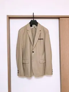 ベージュ テーラードジャケット