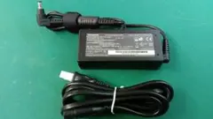 Panasonic純正 ACアダプタ CF-AA6532A M1【USED】