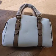 白 ショルダーバッグ
