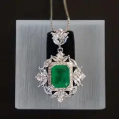 スクウェア ネックレス エメラルド ダイヤモンド ジルコニア ダイヤ