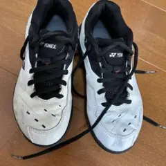 YONEX バドミントンシューズ SHB-03L ホワイト/レッド　22センチ