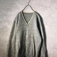 【ヴィンテージ】レトロ ライン入りVネックニット 古着 used AS15