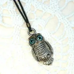 フクロウ☘️ネックレス　ふくろう　梟 ブルーの目　福を呼ぶ