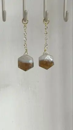 Item thumbnail for item ede84e85-23dd-4c09-9d85-b4443cb8c034
