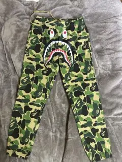 A BATHING APE カモフラージュカーゴパンツ A BATHING APE（アベイシングエイプ）の「1ST CAMO ARMY PANTS