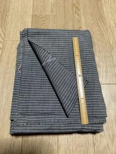 98昭和レトロ　ストライプ柄布地 グレーとホワイト92×295 未使用品　汚れ有