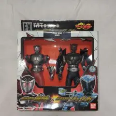 ⭐︎仮面ライダー龍騎VSリュウガ　未使用品　付属ガード付き 2025年最新】龍騎vsリュウガの人気アイテム - メルカリ