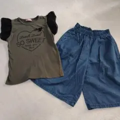 フリル袖Tシャツとデニム風パンツのセット