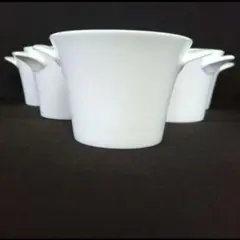 Item thumbnail for item 7fb9bdc6-cf59-4e5d-b2ce-4f2526f5844e