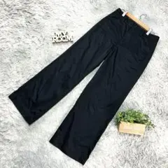 UNIQLO ワイドストレートパンツ 黒 美シルエット
