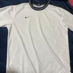 Nike ホワイト クルーネック 半袖Tシャツ