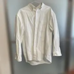 ホワイト 長袖シャツ 胸ポケット付き