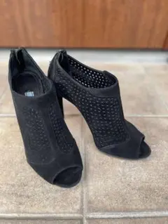 美品 プラダ35.5 ショートブーツ ブラック