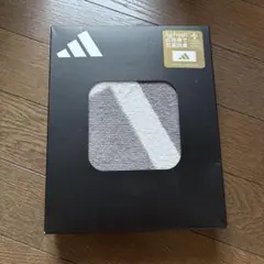 adidas フェイスタオル ホワイト