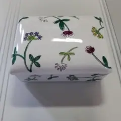 Item thumbnail for item 96b57e5e-f533-4e0c-a7fc-3e9149eb5c76