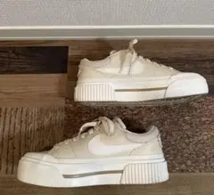 新品同　NIKE ナイキ　レガシー リフト　厚底スニーカー　くすみピンク24㎝
