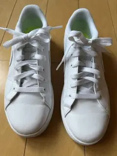 【美品】Nike 24cm ホワイト スニーカー レディース