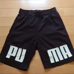 PUMA 黒 ハーフパンツ 140