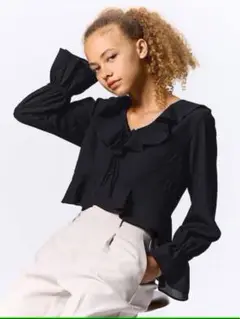 ✨美品✨ジーユー✨ラッフルボレロブラウス✨ＸＬサイズ✨
