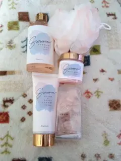 Item thumbnail for item 14002b7d-9a2b-42fb-8720-bca988a20eac