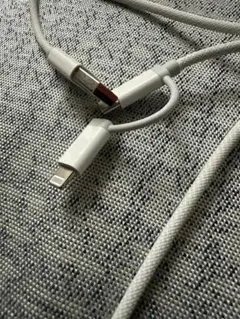 Lightning & USB-C 充電ケーブル 2M