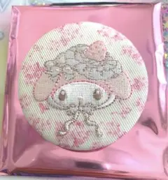 完売⭐︎イオン限定 マイメロディ シークレット刺しゅう缶バッジ 白いちご