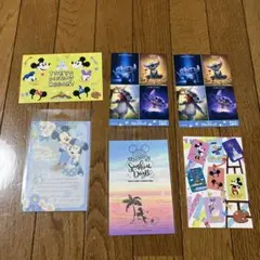 ディズニー　ポストカード4枚とリロ&ステッチポストカード2枚。