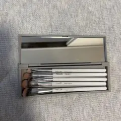 アイシャドウブラシ　フィリミリ