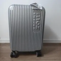 新品未使用　 キャリーケース　出張、旅行、修学旅行に！
