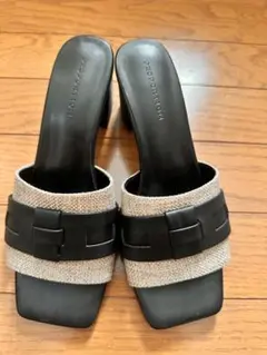 プロポーションボディドレッシングサンダル