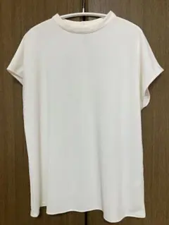 ユニクロ　フレンチスリーブ　トップス