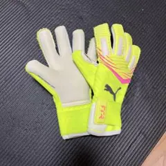プーマ　キーパーグローブ