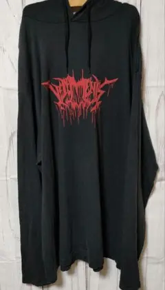 VETEMENTS メタルロゴプリントオーバーパーカー