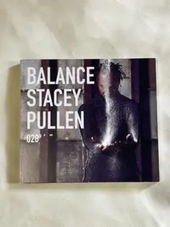 Balance 028 / Stacey Pullen