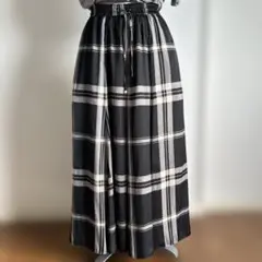 グローバルワーク　黒と白のチェック柄ロングスカート