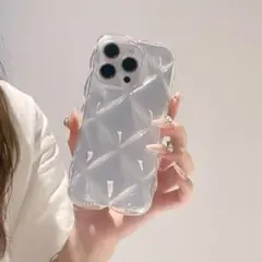 クリアキルティング風 iPhone15proケース