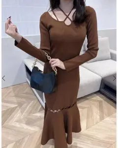 【最終値下げ】クロスストラップマーメイドニットワンピース