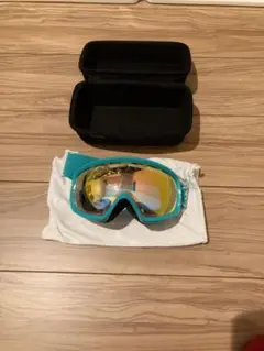 ゴーグル