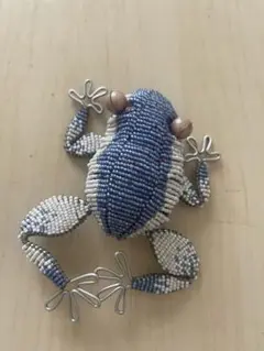 アンティークなゲロゲロカエル